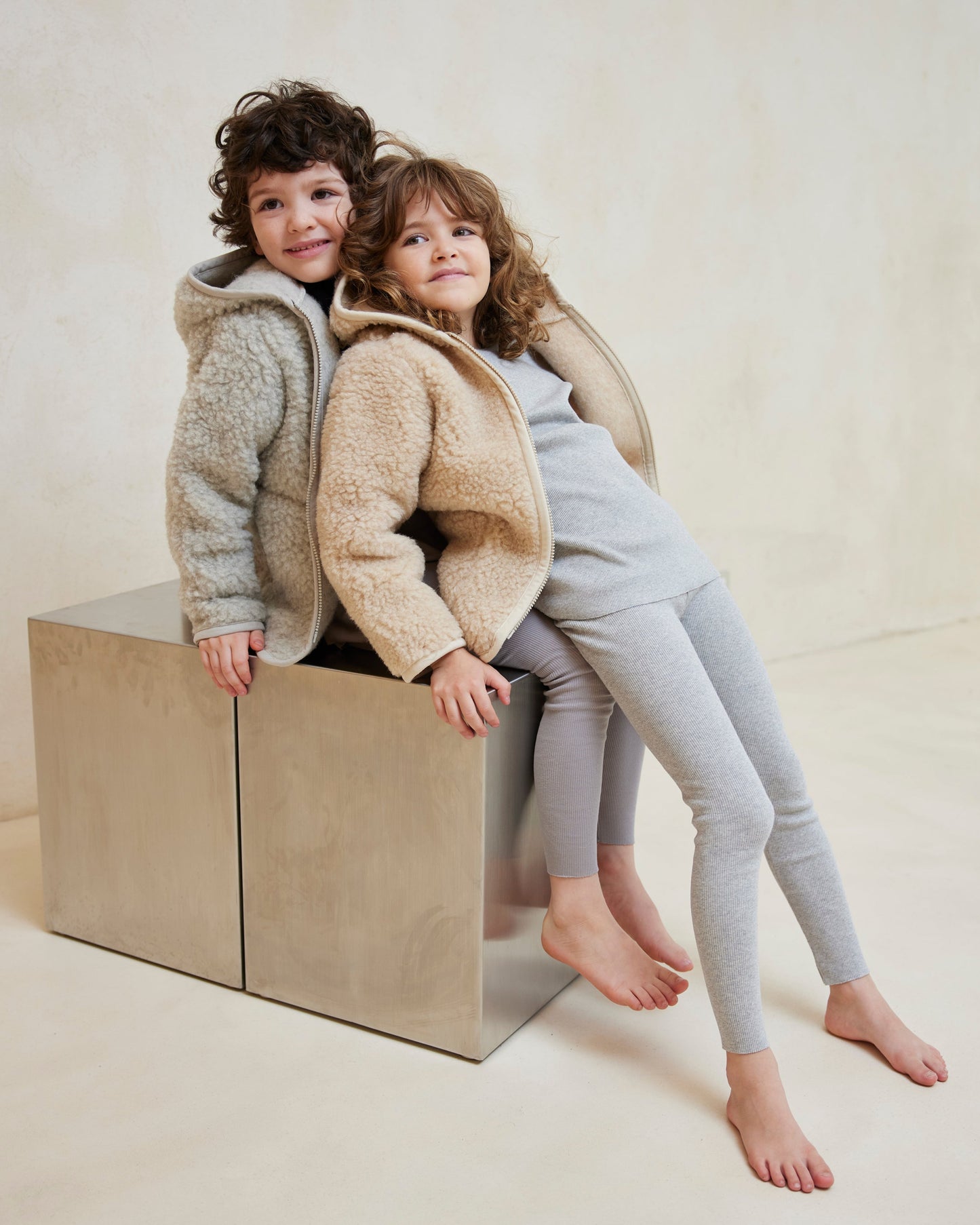 WOOL COAT