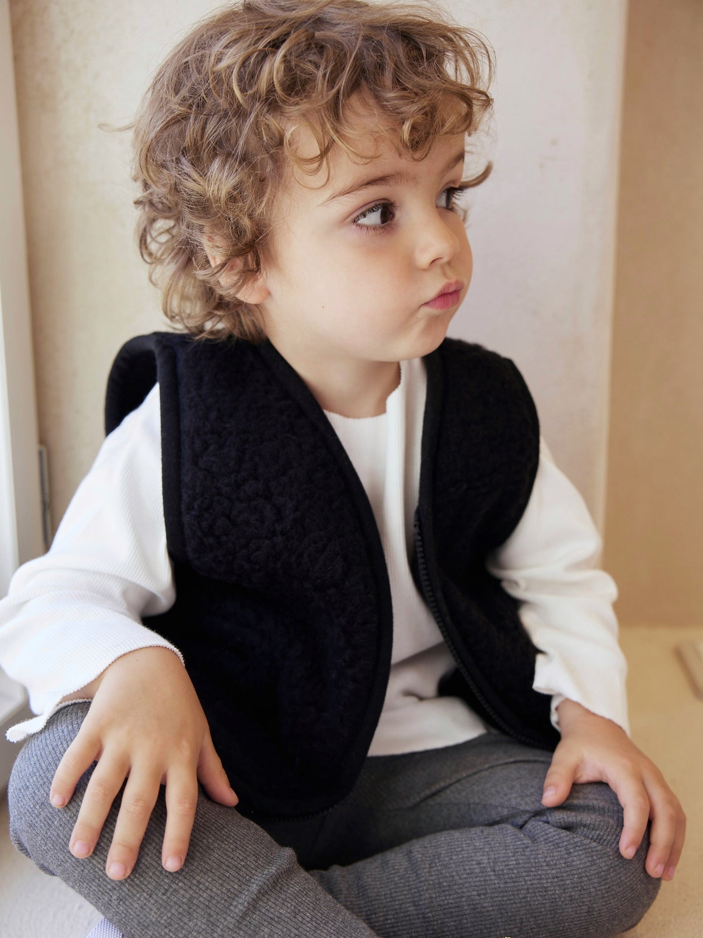 WOOL VEST